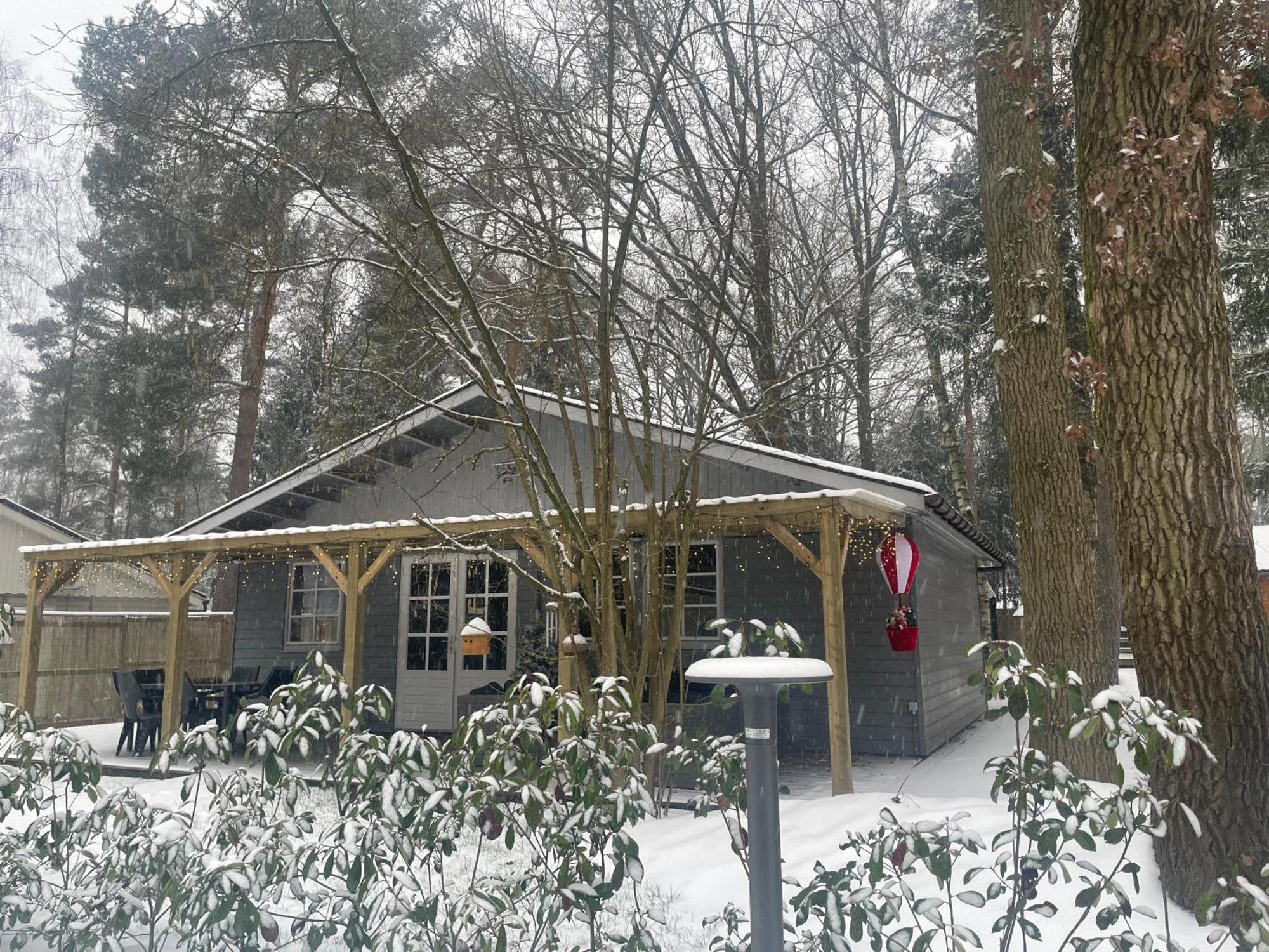 Chalet Sint-Hubertus Du Bois Zutendaal Esterno foto